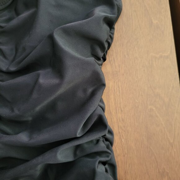 Elegant Black One-Piece Swimsuit - Picture 2 of 4